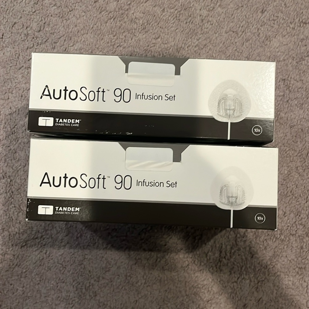 2 boxes AutoSoft 90 infusion set